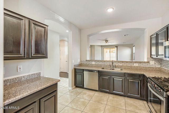 2625 W BEVERLY Road W, Phoenix, AZ 85041