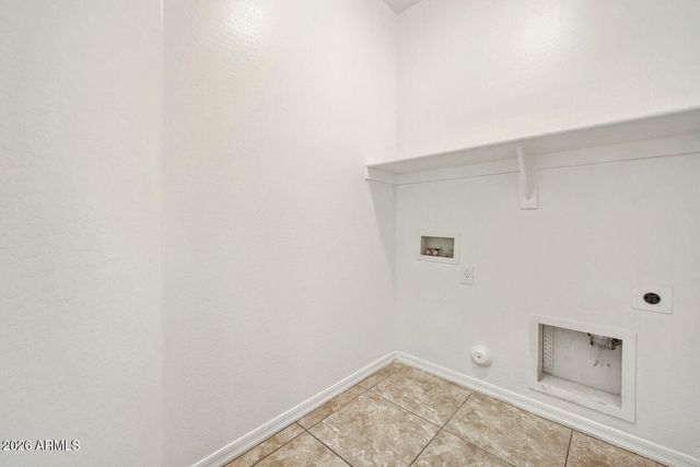2625 W BEVERLY Road W, Phoenix, AZ 85041