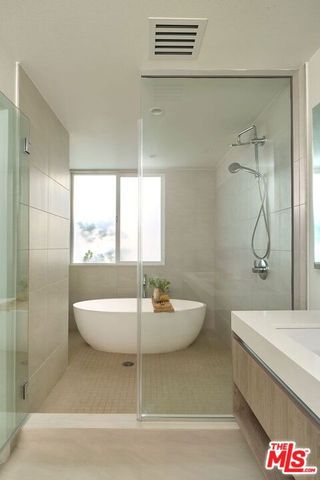 6489 Cavalleri Road 304, Malibu, CA 90265