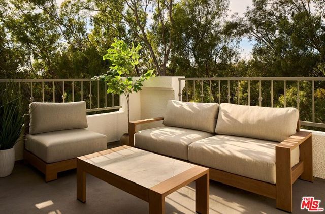 6489 Cavalleri Road 304, Malibu, CA 90265