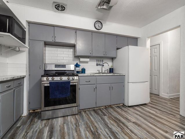 1106 E 3rd St, Pueblo, CO 81001