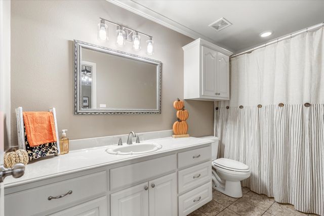 111 Arizona Street, Van, TX 75790