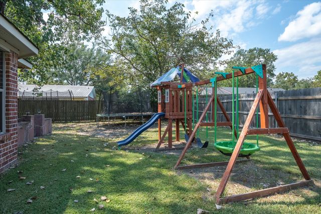 111 Arizona Street, Van, TX 75790