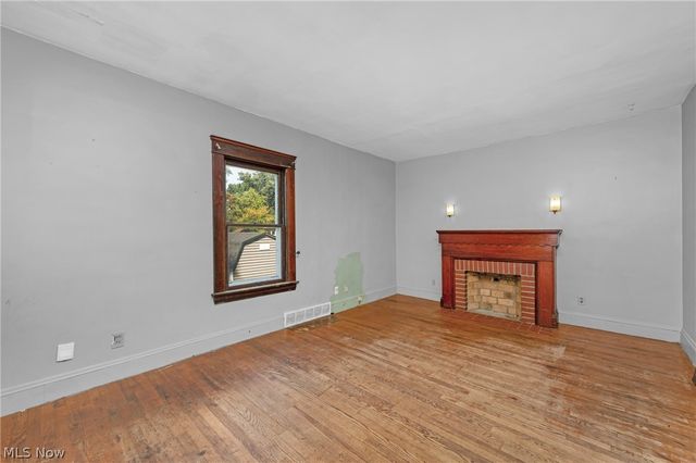 285 Waverly Street, Berea, OH 44017