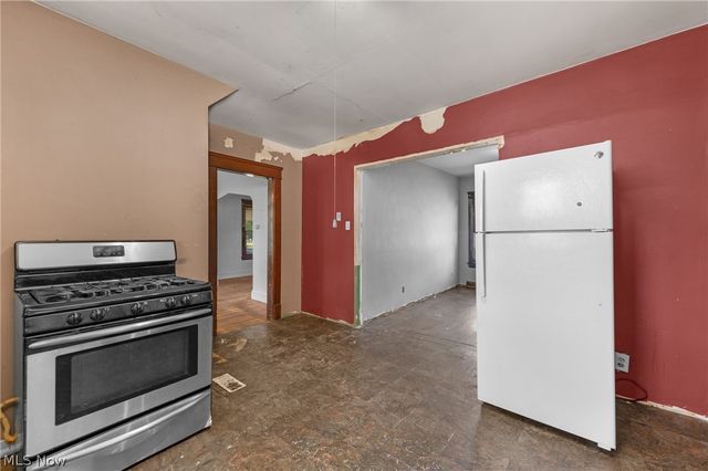 285 Waverly Street, Berea, OH 44017