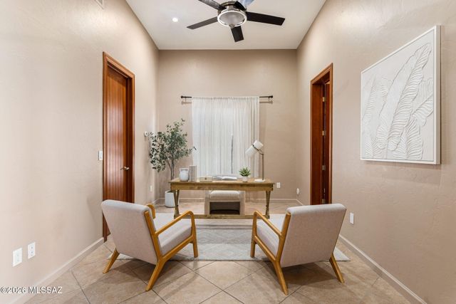 6460 N Regal Manor Drive, Tucson, AZ 85750