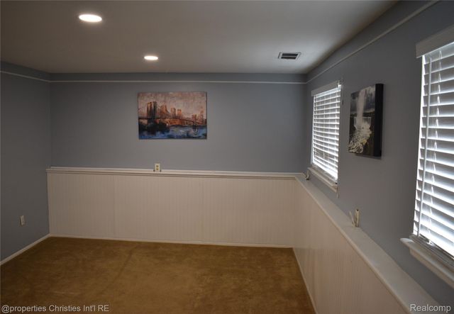 3461 Thomas Avenue, Berkley, MI 48072