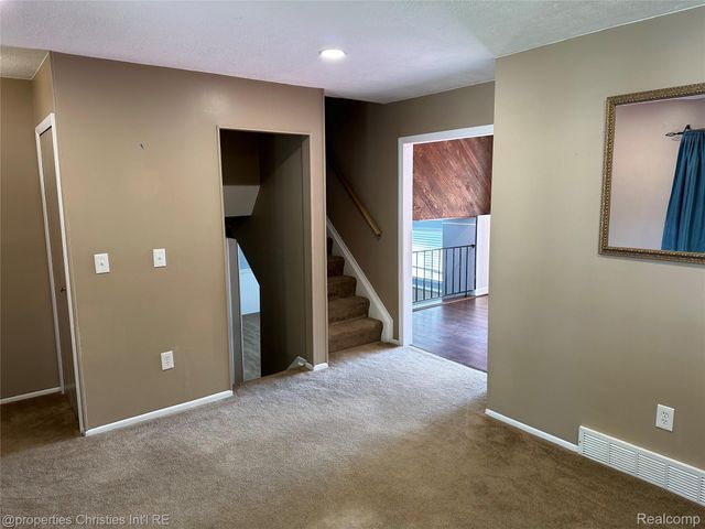 3461 Thomas Avenue, Berkley, MI 48072