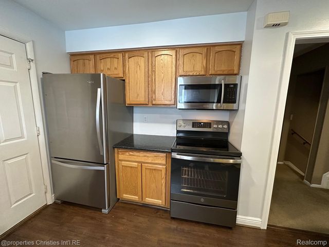 3461 Thomas Avenue, Berkley, MI 48072