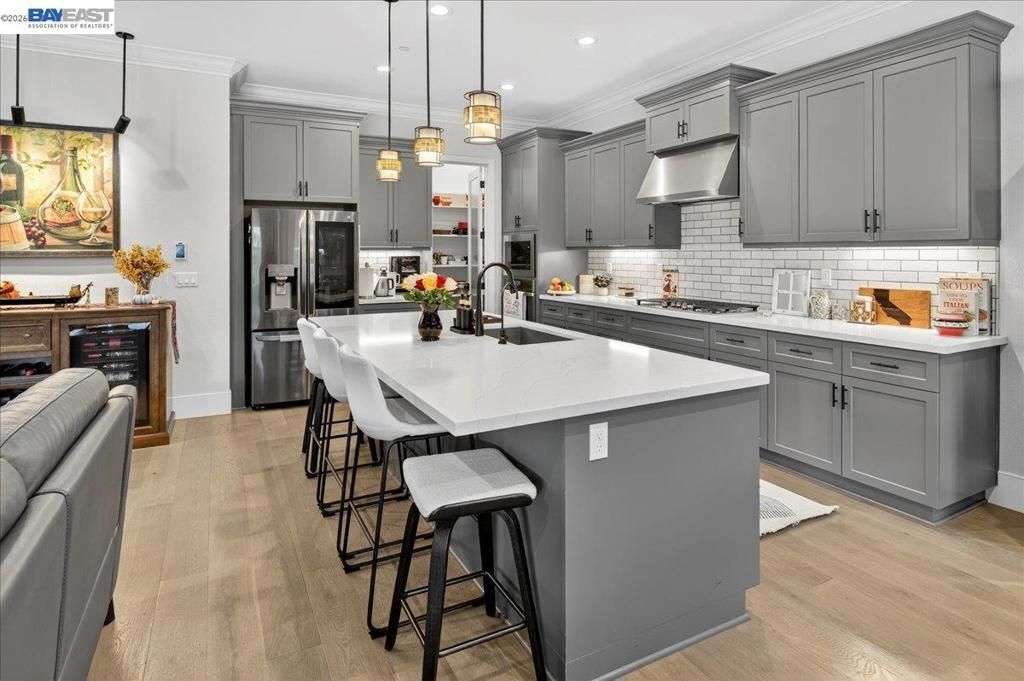 Image 10 of property listing at 1560 empire, Lodi, CA 95242