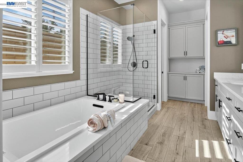 Image 18 of property listing at 1560 empire, Lodi, CA 95242