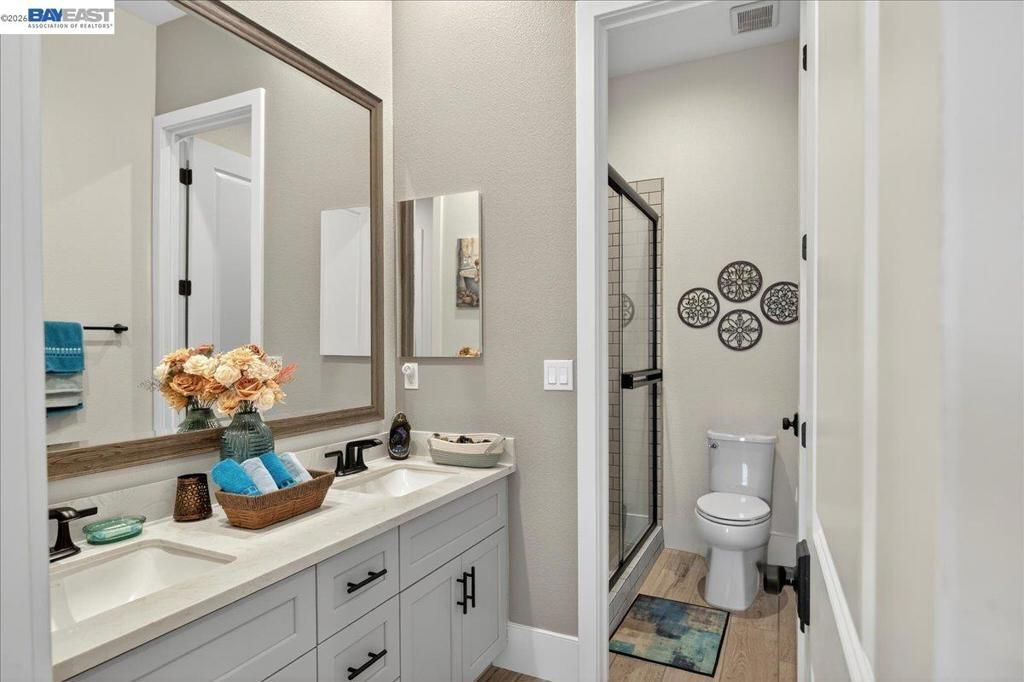 Image 25 of property listing at 1560 empire, Lodi, CA 95242