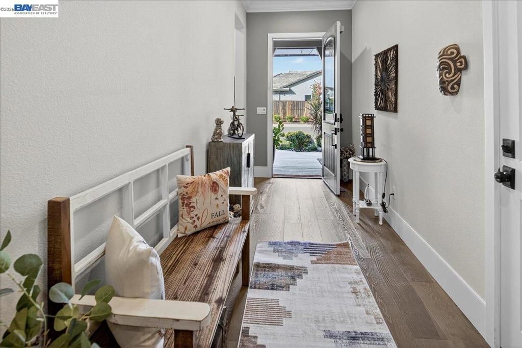 Image 4 of property listing at 1560 empire, Lodi, CA 95242