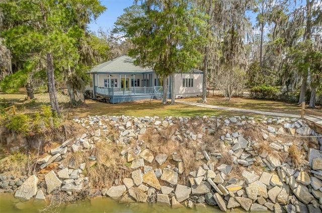 2713 Julienton Drive NE, Townsend, GA 31331