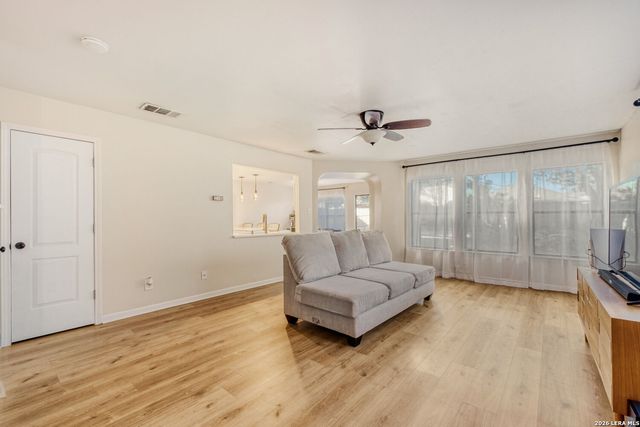 9959 SUNSET PL, San Antonio, TX 78245