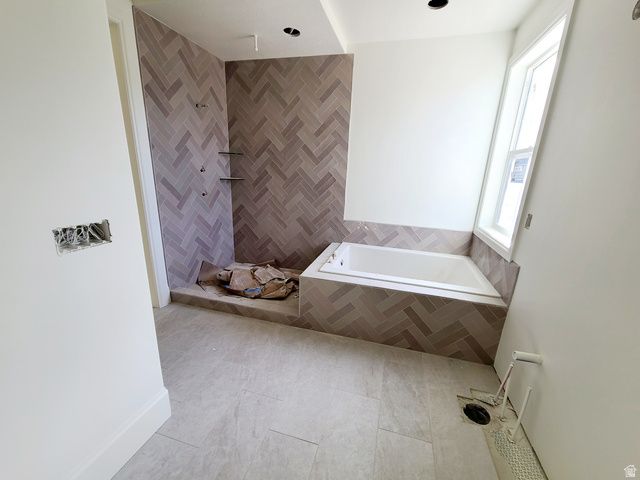 7627 S PRIMAVERII CT, Cottonwood Heights, UT 84121