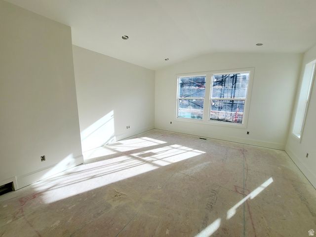 7627 S PRIMAVERII CT, Cottonwood Heights, UT 84121