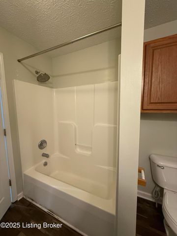 111 Calumet Ct, Elizabethtown, KY 42701