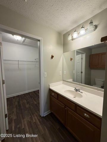 111 Calumet Ct, Elizabethtown, KY 42701