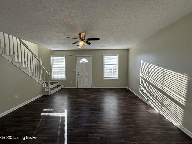 111 Calumet Ct, Elizabethtown, KY 42701