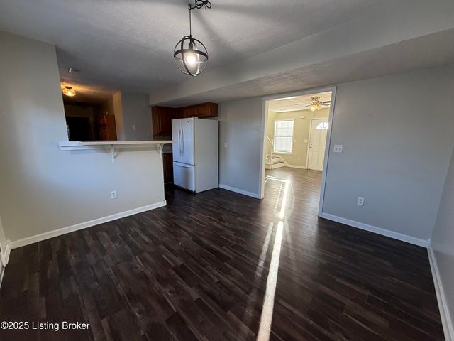 111 Calumet Ct, Elizabethtown, KY 42701