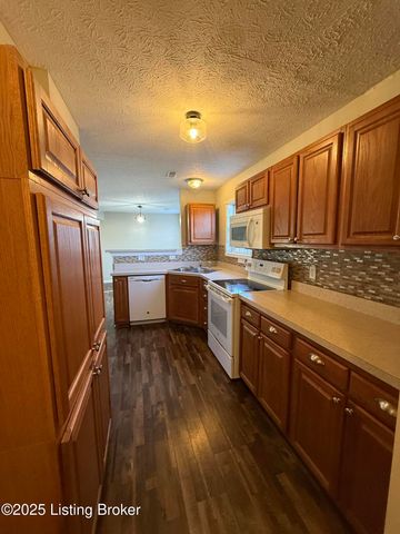 111 Calumet Ct, Elizabethtown, KY 42701