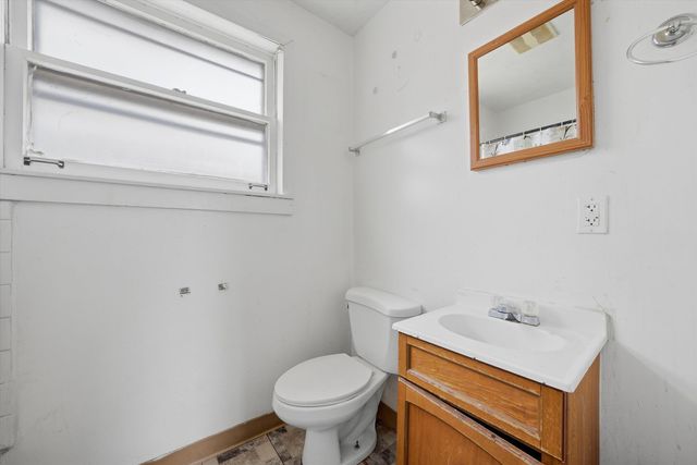 129 49th Avenue, Bellwood, IL 60104