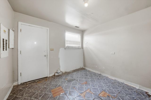 129 49th Avenue, Bellwood, IL 60104