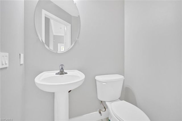 2822 Inlet Cove LN W, Naples, FL 34120