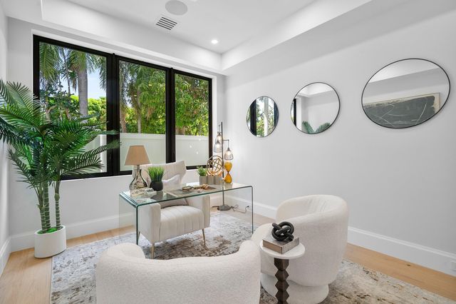 715 SE 4th Avenue, Delray Beach, FL 33483