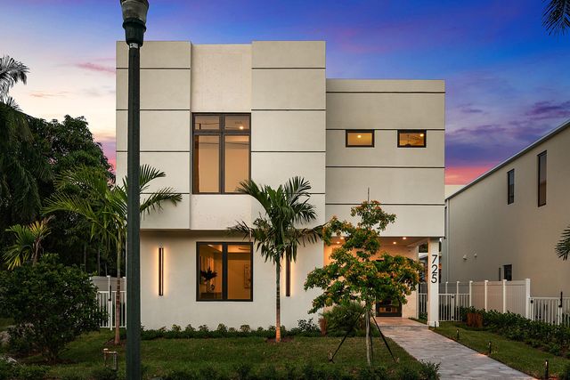 715 SE 4th Avenue, Delray Beach, FL 33483