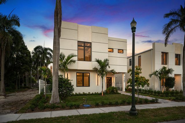 715 SE 4th Avenue, Delray Beach, FL 33483