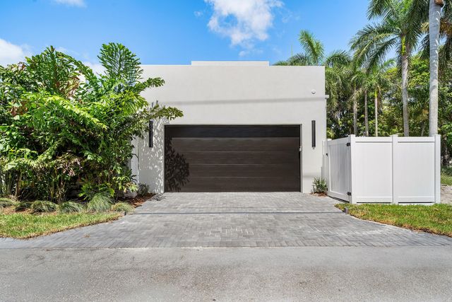 715 SE 4th Avenue, Delray Beach, FL 33483