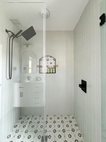 5624 Victory Gallop DR, Del Valle, TX 78617