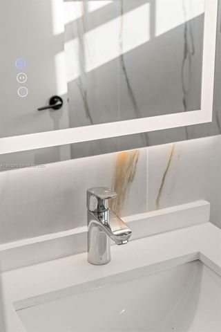 1880 NE 180th St, North Miami Beach, FL 33162