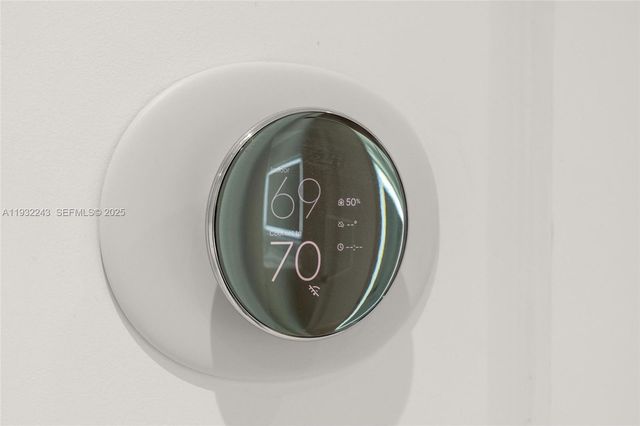 1880 NE 180th St, North Miami Beach, FL 33162