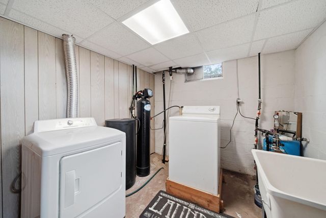 9801 Peterson Road, Brooklyn, MI 49230