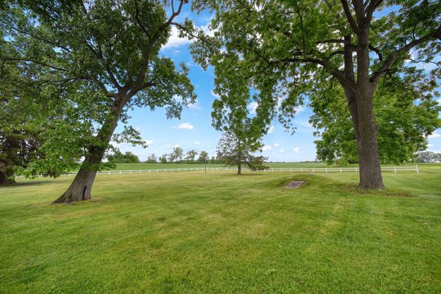 9801 Peterson Road, Brooklyn, MI 49230