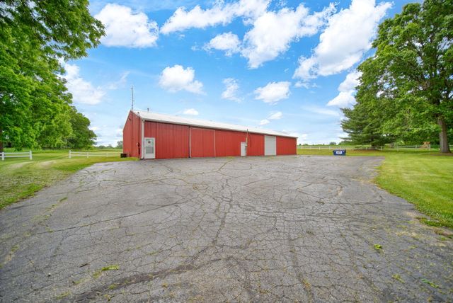 9801 Peterson Road, Brooklyn, MI 49230