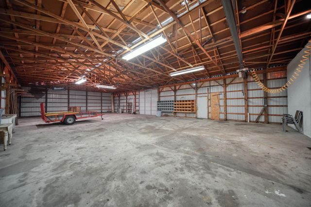 9801 Peterson Road, Brooklyn, MI 49230