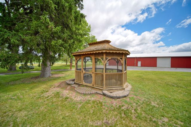 9801 Peterson Road, Brooklyn, MI 49230
