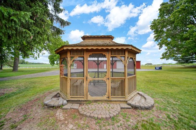 9801 Peterson Road, Brooklyn, MI 49230