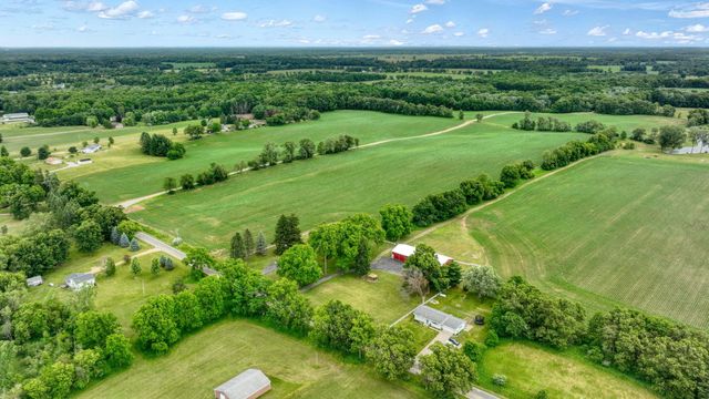 9801 Peterson Road, Brooklyn, MI 49230