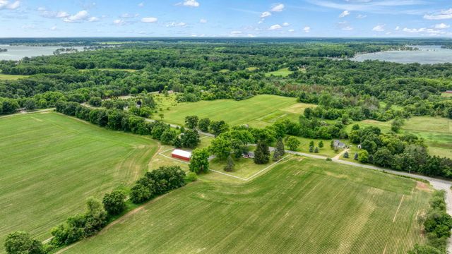 9801 Peterson Road, Brooklyn, MI 49230