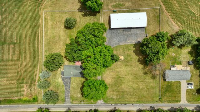 9801 Peterson Road, Brooklyn, MI 49230