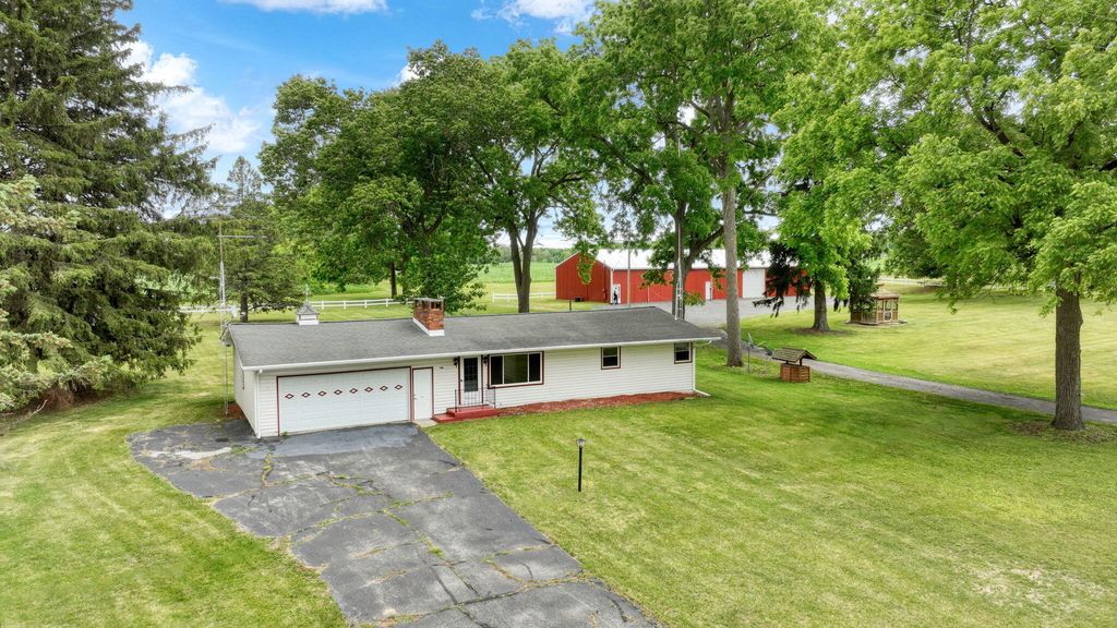 9801 Peterson Road, Brooklyn, MI 49230