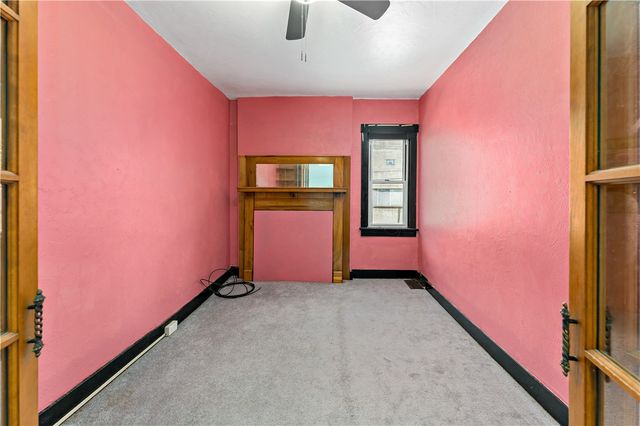 200 Wilbur St, Bon Air, PA 15210