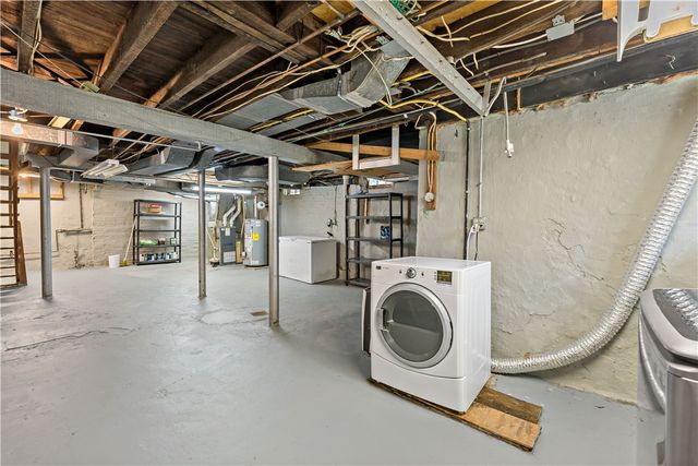 200 Wilbur St, Bon Air, PA 15210