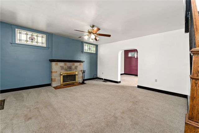 200 Wilbur St, Bon Air, PA 15210