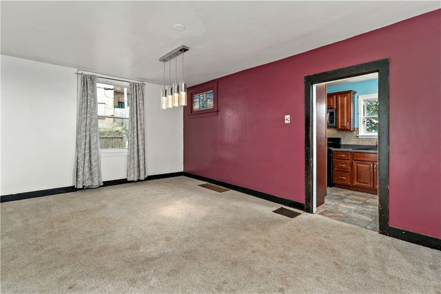 200 Wilbur St, Bon Air, PA 15210